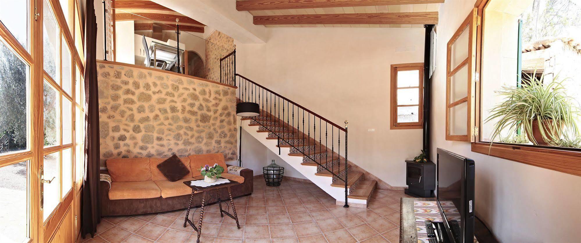 Agroturisme Finca Sa Maniga Country house *